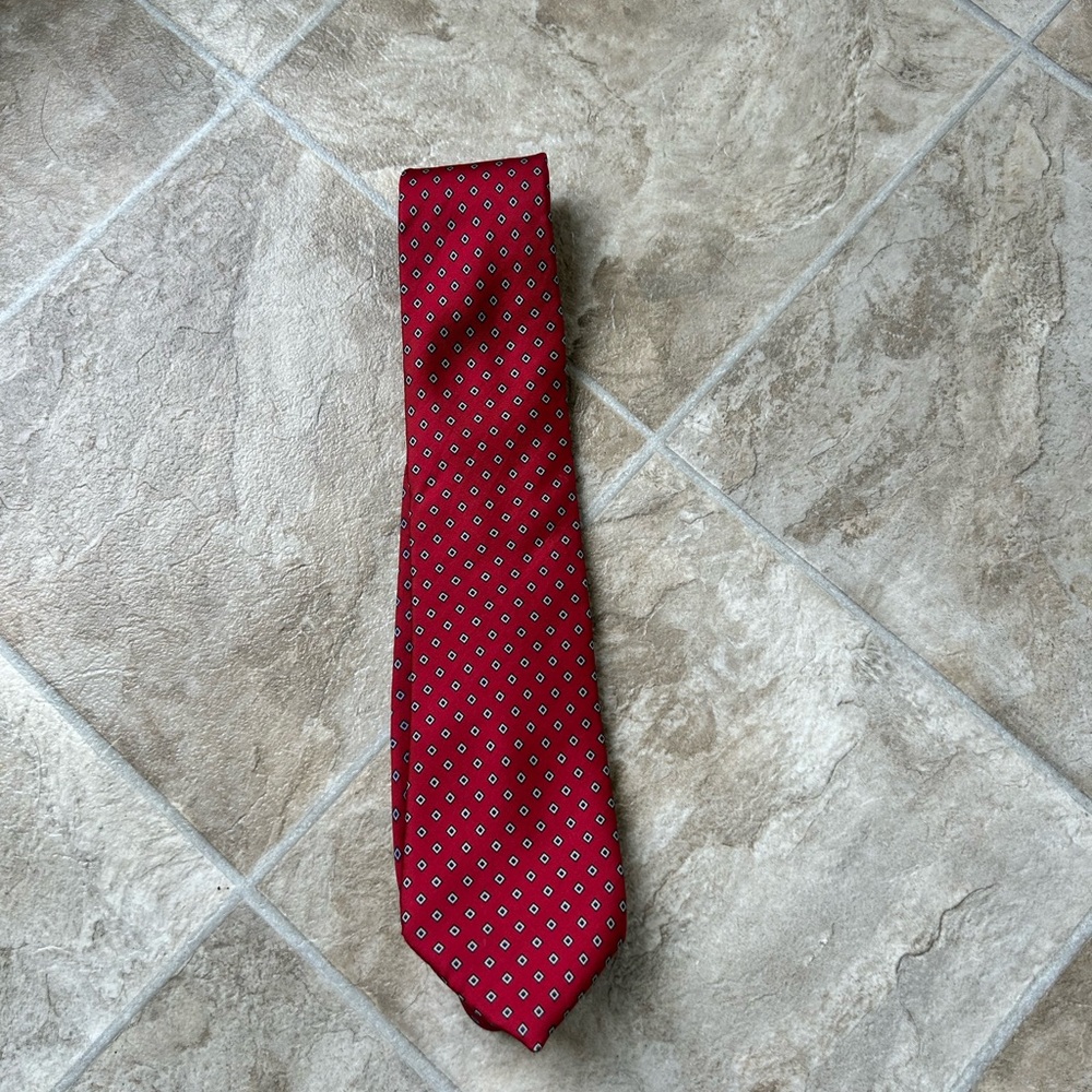 J.D. Christopher Elegant Red Patterned Men's Tie 100% Silk